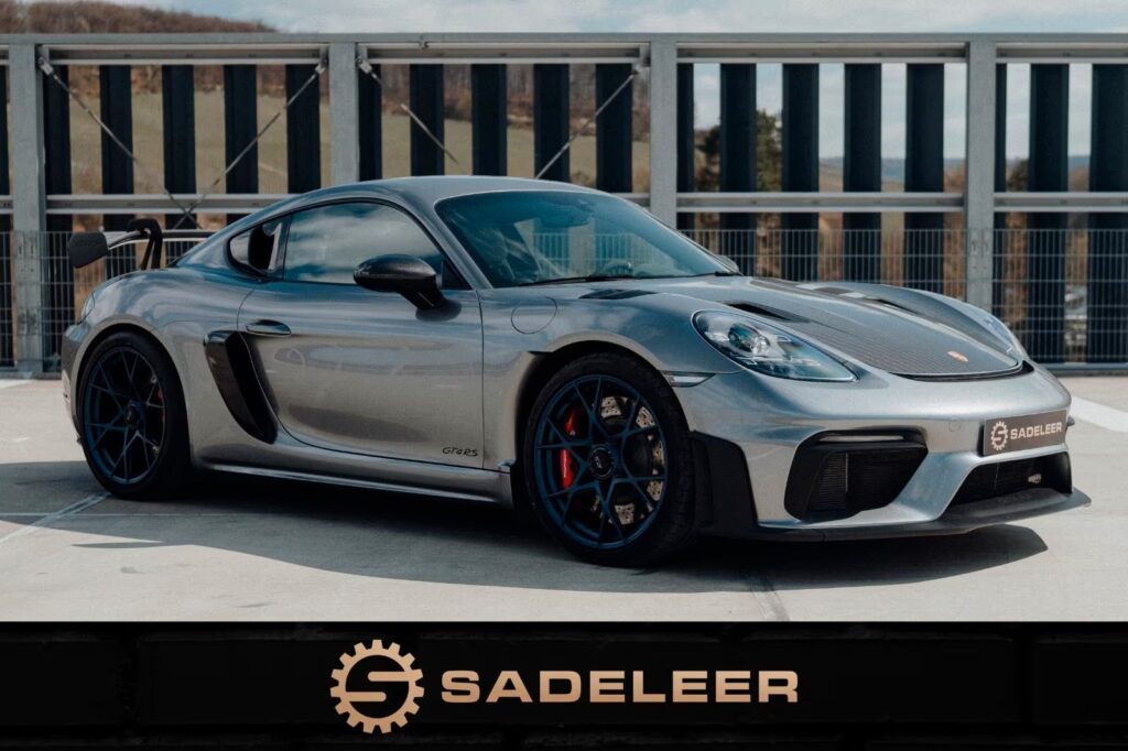 Porsche GT4 RS Weissach APPROVED Clubsport Lift PPF